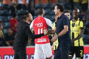 רוני לוי, ברק בכר