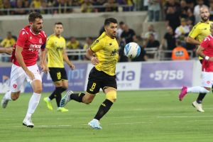 אלמוג כהן, ניר לקס