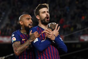 ארתורו וידאל, ג'רארד פיקה