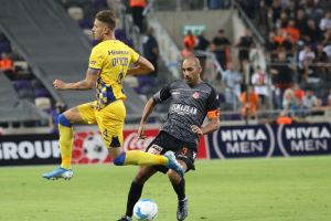 דן מורי, אנריק סאבוריט