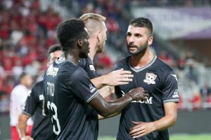 רז נחמיאס, טוראי סיהאו