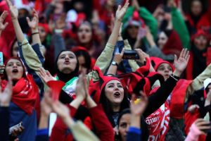 אוהדות איראן