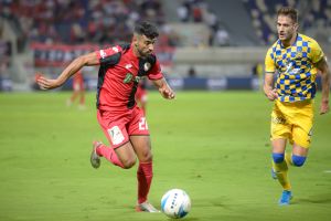 אנריק סאבוריט, רועי זיקרי