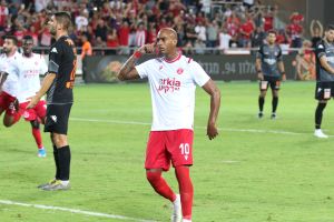 אור אינברום חוגג