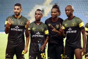 ליוואי גארסיה, אנטואן קונטה, אור זהבי, גדי קינדה