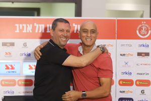 ניר קלינגר, משה סיני