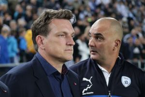 אנדי הרצוג, אלון חזן