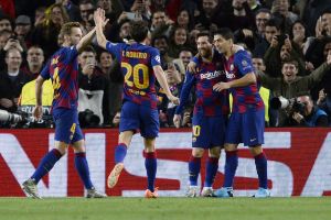 שחקני ברצלונה חוגגים