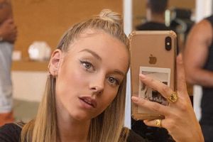 אסתר אקספוסיטו