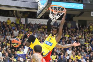 אות'לו האנטר