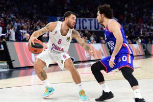 מייק ג'יימס, שיין לארקין