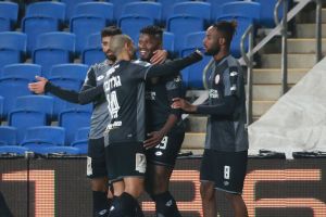 שחקני חדרה חוגגים