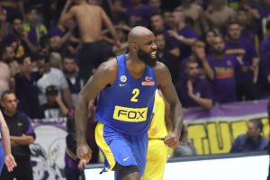 קווינסי אייסי