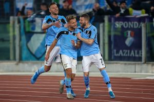 שחקני לאציו חוגגים