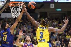 ג'לן ריינולדס, ברנדון דיוויס