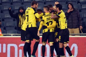 שחקני בית"ר ירושלים חוגגים