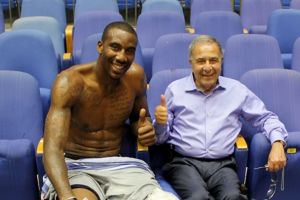 אמארה סטודמאייר, שמעון מזרחי