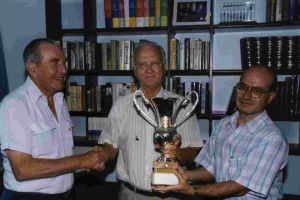 עזריקם מילצ'ן