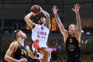 מייק ג'יימס