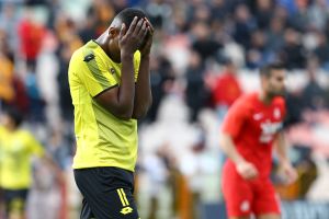 יונס מלדה מאוכזב