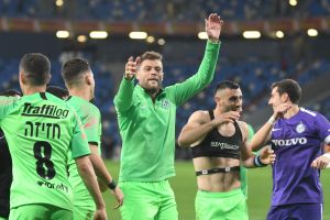 שחקני מכבי חיפה חוגגים