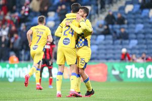 דור מיכה, יונתן כהן