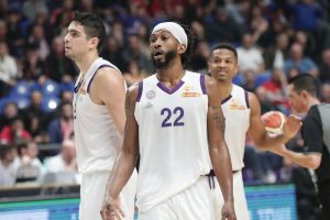 ג'רל מקניל, איתי שגב