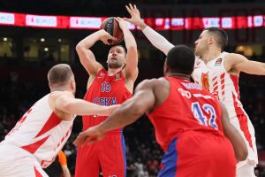 יאניס סטרלניקס