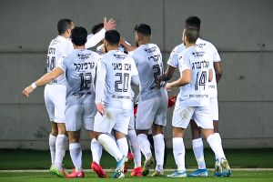 שחקני הפועל חדרה