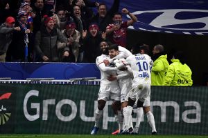 שחקני ליון חוגגים