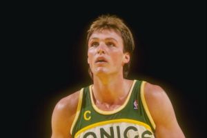 טום צ'יימברס