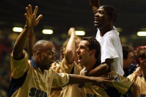 שחקני ארסנל 2001/02