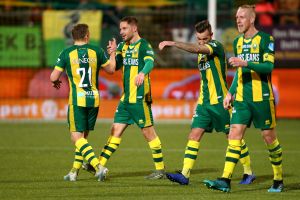 שחקני דן האג