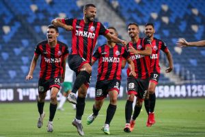 גל אראל חוגג