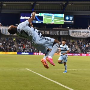 גדי קינדה חוגג