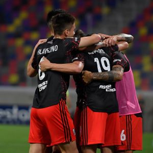 שחקני ריבר פלייט חוגגים