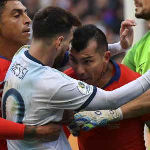 ליאו מסי, גארי מדל