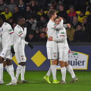 שחקני ליון חוגגים