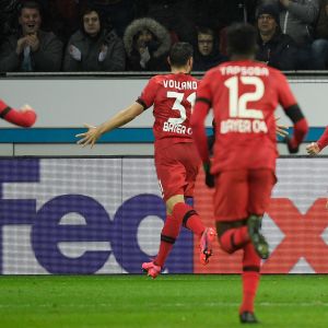 שחקני לברקוזן חוגגים