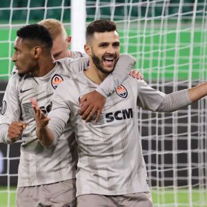 שחקני שחטאר דונייצק חוגגים