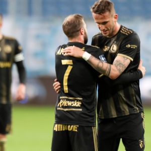 תומאש פקהארט