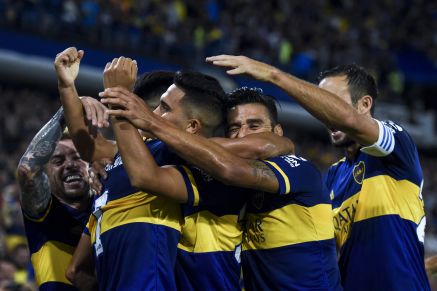 שחקני בוקה ג'וניורס חוגגים