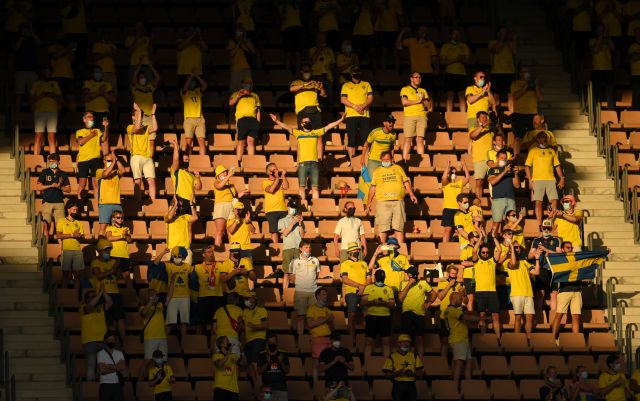 This image has an empty alt attribute; its file name is 1053120