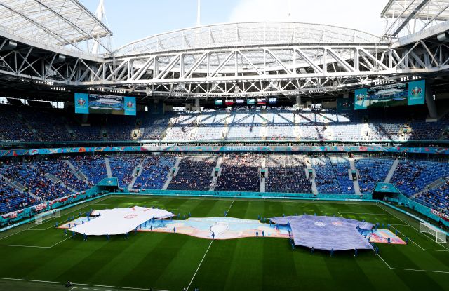 This image has an empty alt attribute; its file name is 1053039