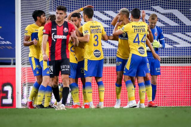 לירן סרדל, שחקני מכבי תל אביב חוגגים