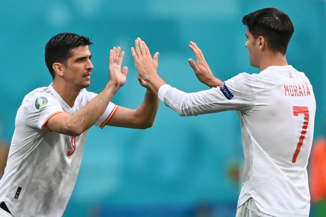 This image has an empty alt attribute; its file name is 1055738