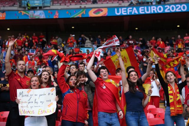 This image has an empty alt attribute; its file name is 1056092