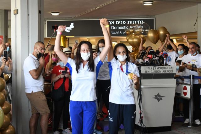 לינוי אשרם, איילת זוסמן