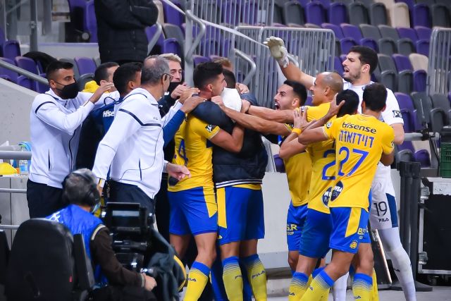 This image has an empty alt attribute; its file name is 1021768