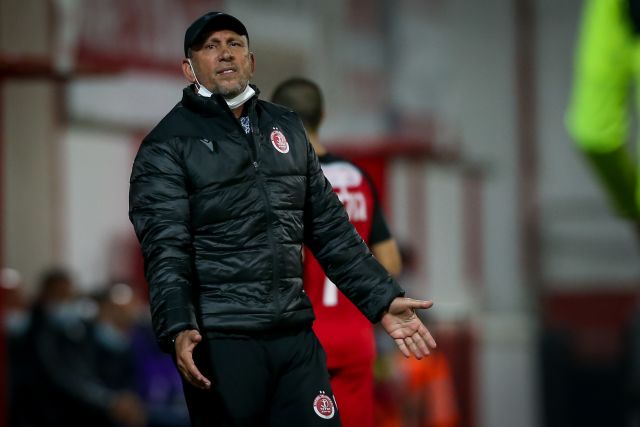 This image has an empty alt attribute; its file name is 1023415